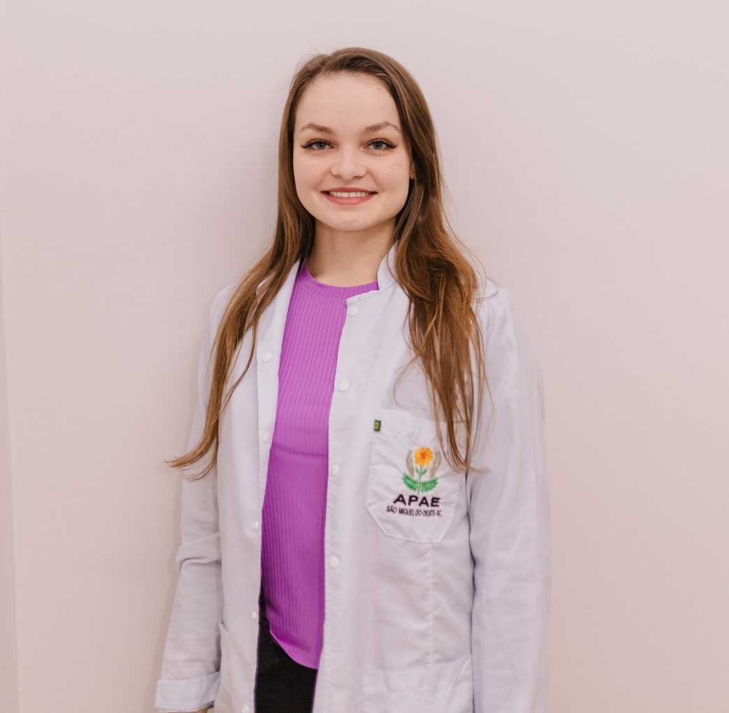 AMANDA LUIZA SCHNEIDER