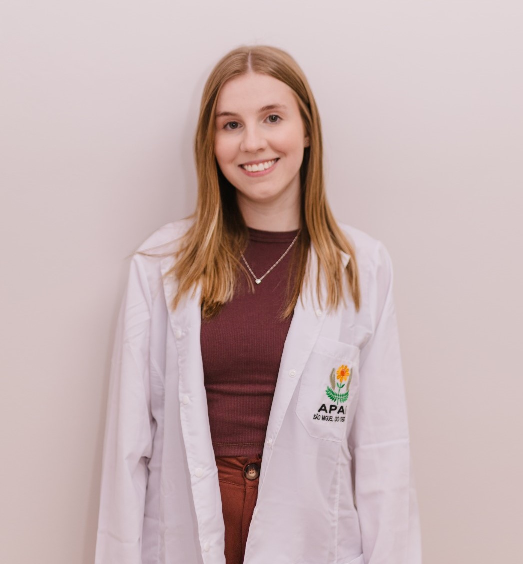 ANA CLAUDIA GAUER THEISEN